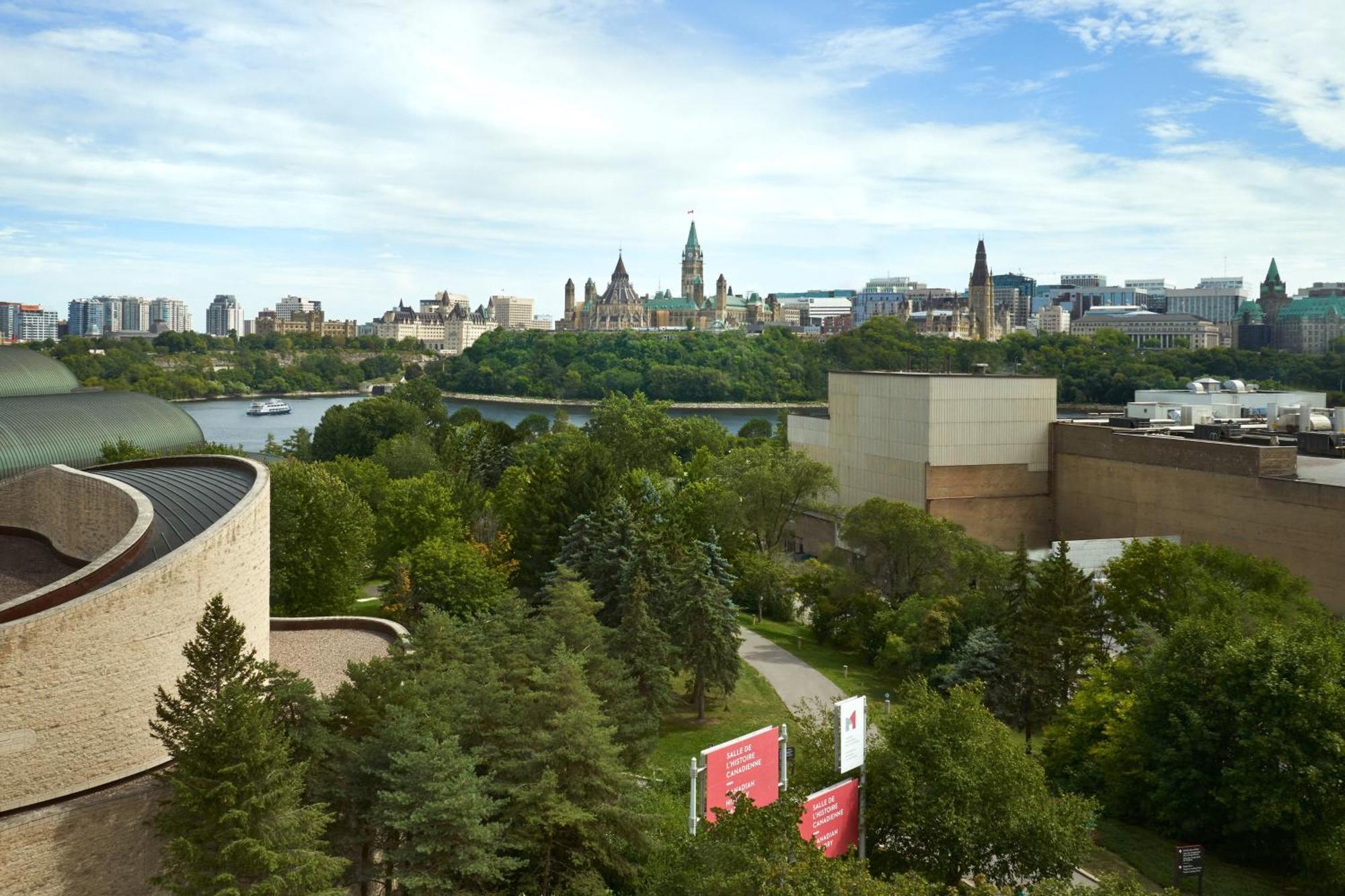 Four Points By Sheraton Hotel & Conference Centre Gatineau-Ottawa Exterior photo